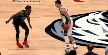 开云平台-东契奇再演三分绝杀！铂金复出完美表现功不可没