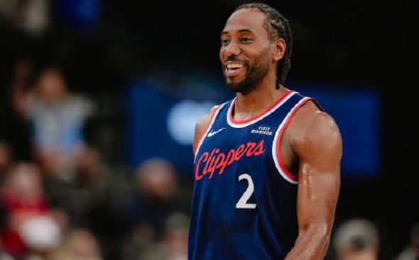 开云平台-战神卡，伦纳德出场32分钟&amp;amp;20中15爆砍45分5板5助，正负值+41